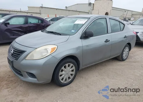 2013 Nissan Versa 1.6 S z USA, uszkodzony, nr VIN 3N1CN7AP7DL819828